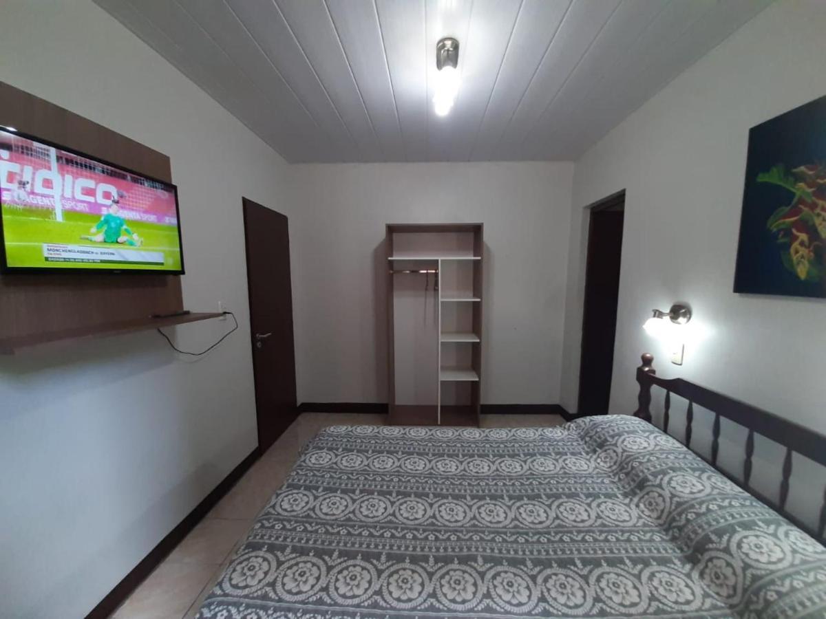 Hotel Mola Puerto Iguazú Exteriör bild